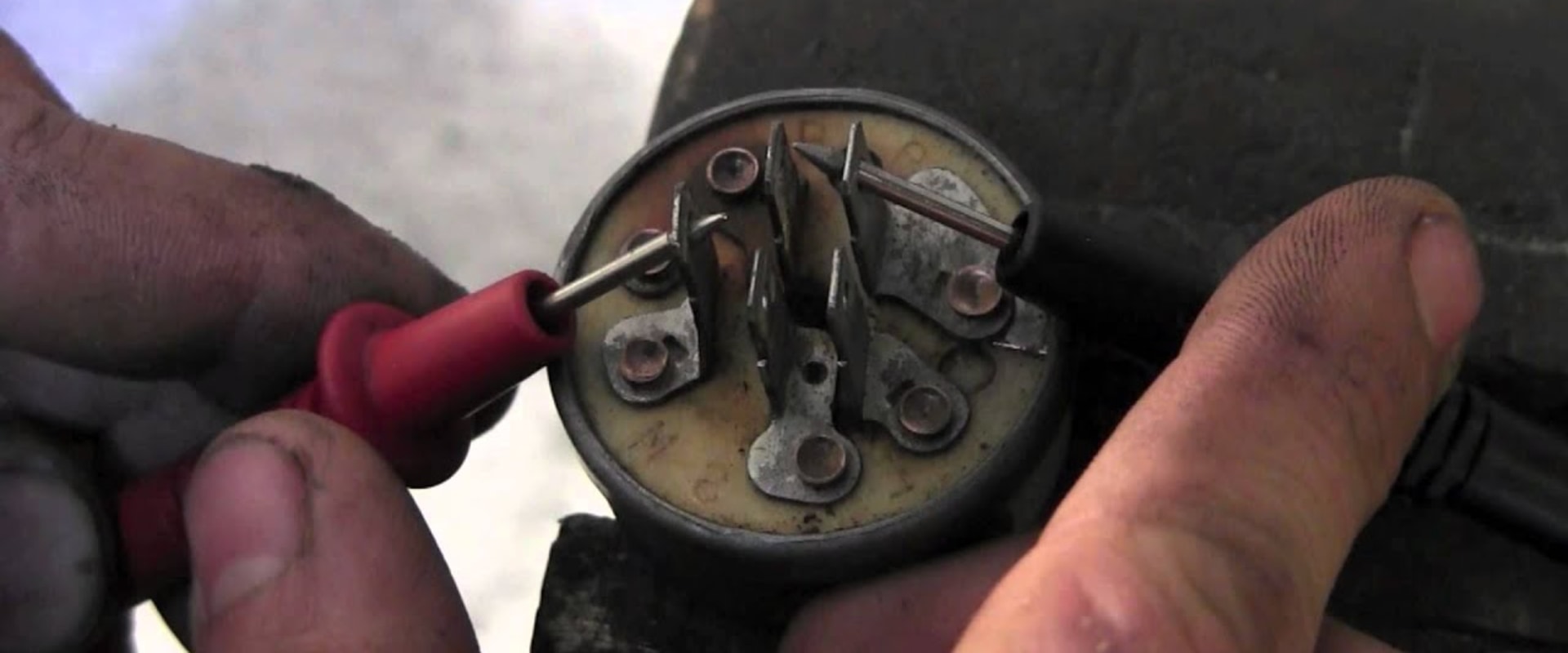 Can You Glue Concrete Back Together? A Comprehensive Guide